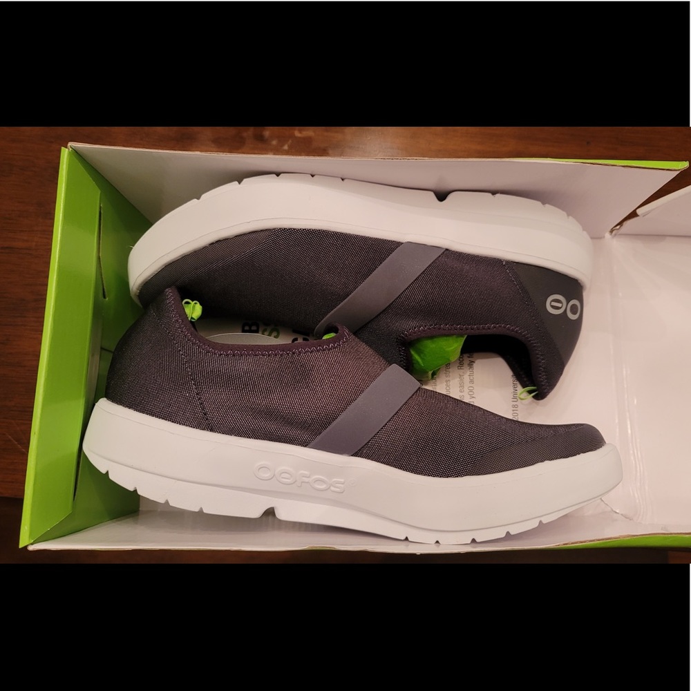 Oofos fibre low white/slate purple